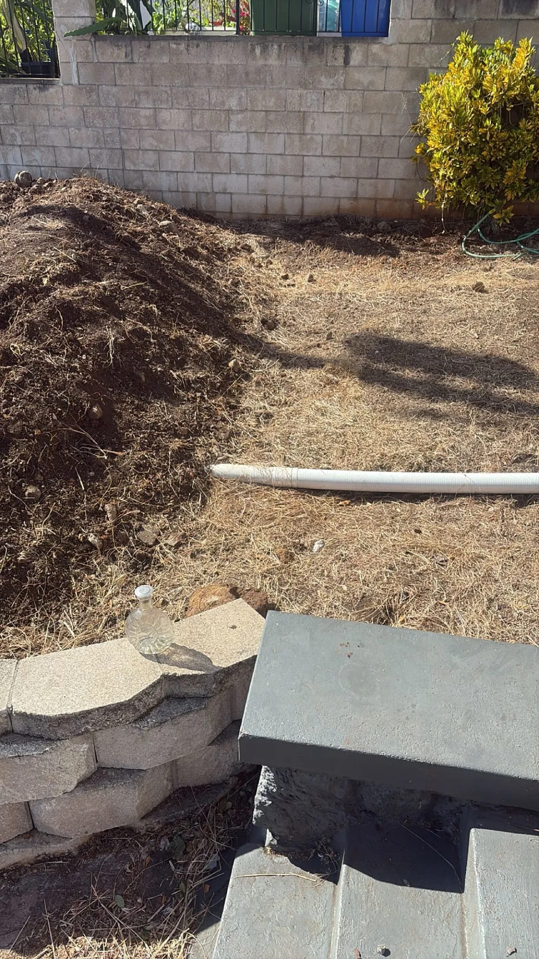 New retaining wall section ready for soil backfill, Honolulu residence